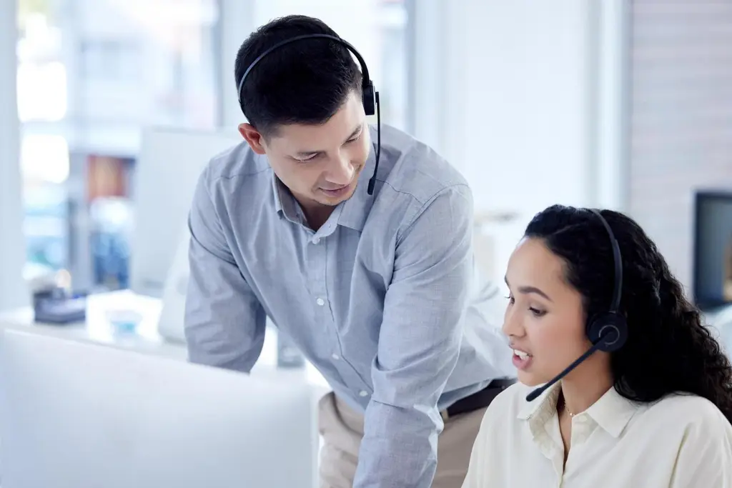 เข้าใจความต่างของ customer service vs customer support